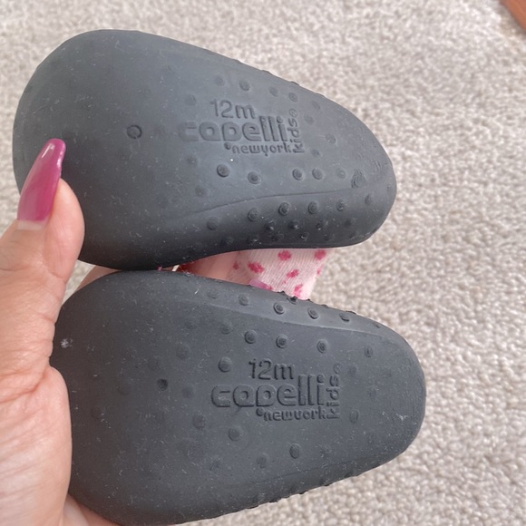 3 Pair of Kids Shoes - Picture 7 of 11